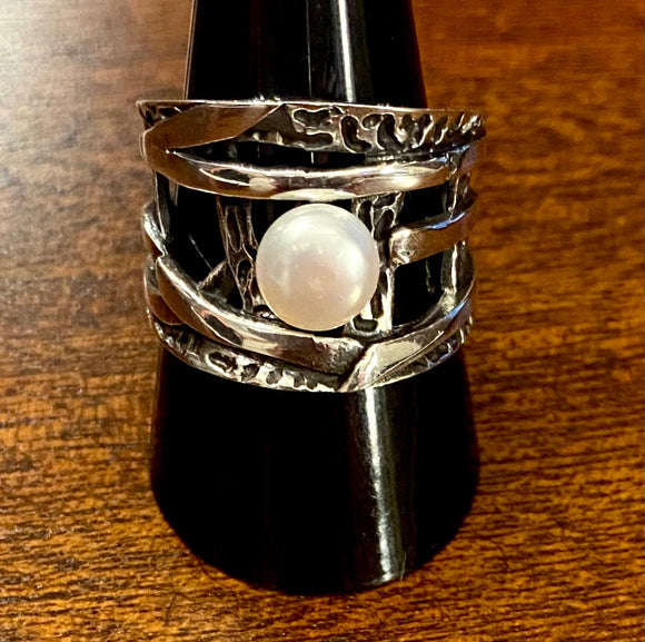 Pearl Ring